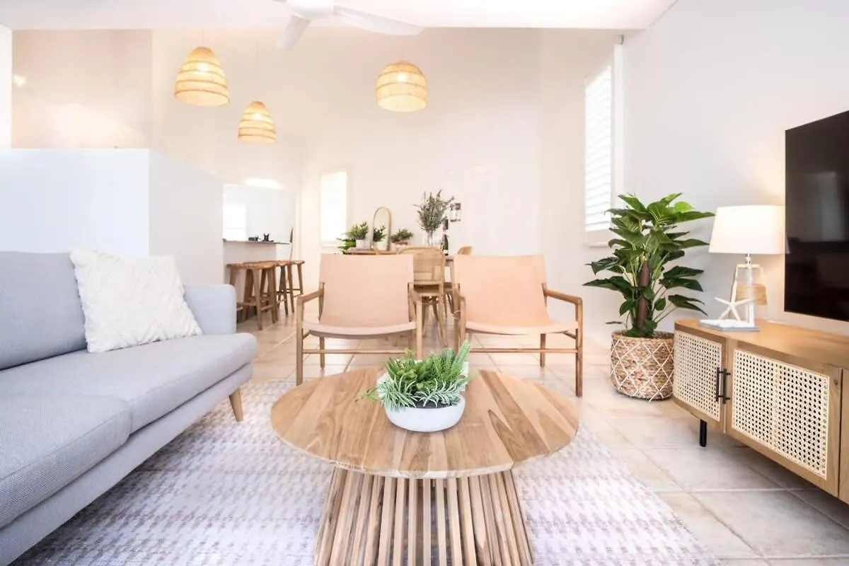펜션 Spacious Seaside Oasis On Dicky Beach 칼론드라 오스트레일리아
